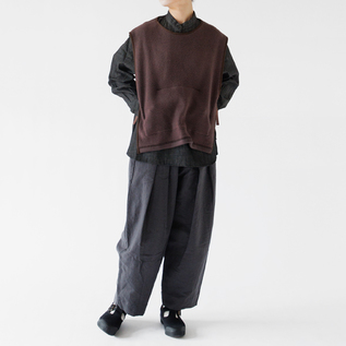 起毛側(身長163cm・BROWN)