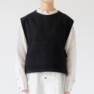 起毛側(身長163cm・BLACK)