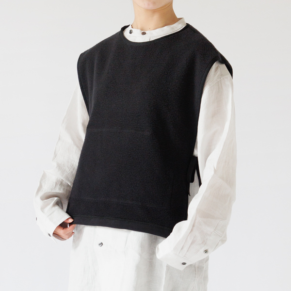 起毛側(身長163cm・BLACK) 起毛側(身長163cm・BLACK)