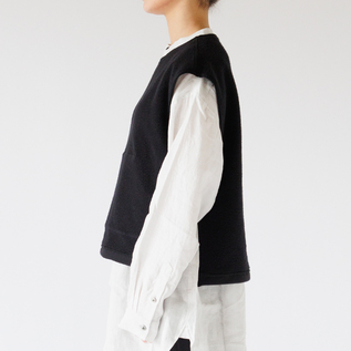 起毛側(身長163cm・BLACK)