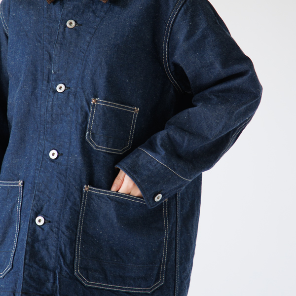 大きめのパッチポケット(身長163cm・WA 36)