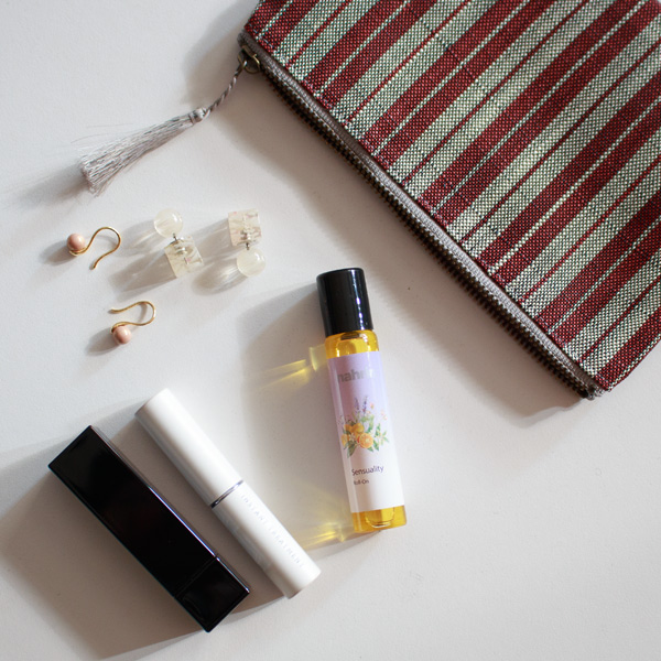 コンパクトなのでミニポーチにも入ります コンパクトなのでミニポーチにも入ります