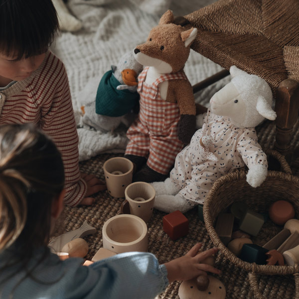 ぬいぐるみ LUDWIG Lamb standing ぬいぐるみ LUDWIG Lamb standing