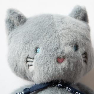 ぬいぐるみ Cat Meloe 37cm／MAILOU TRADITION（マイルー
