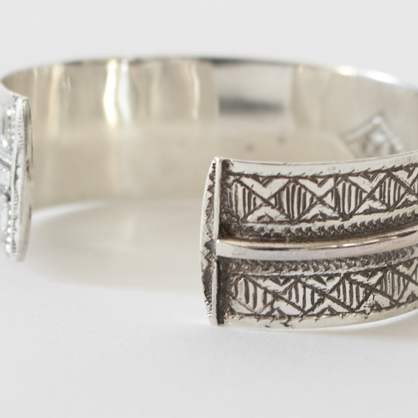 細部まで細かなデザインが施されています。（A7）