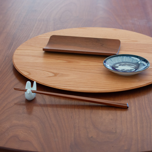 配膳トレイとして（丸）