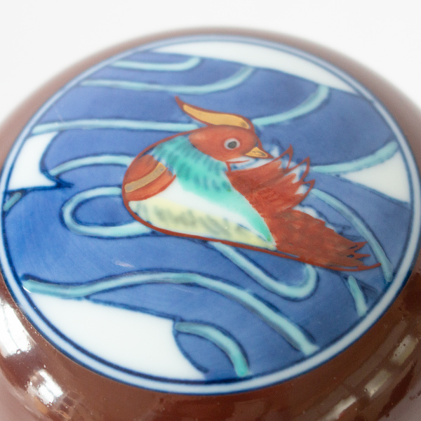 絵の具の濃淡も見どころ