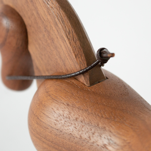 手綱もついています(ホース)