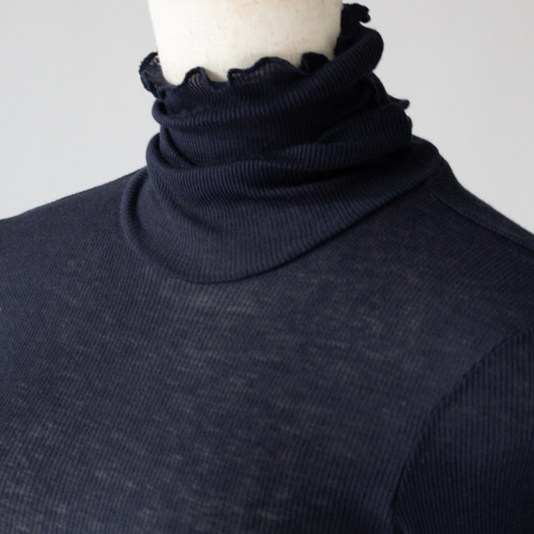 首元をくしゃっとして(MIDNIGHTNAVY) 首元をくしゃっとして(MIDNIGHTNAVY)