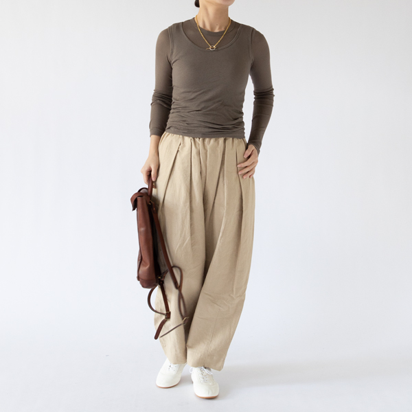 同色のリブクルータンクトップを重ねて(OLIVE DRAB) 同色のリブクルータンクトップを重ねて(OLIVE DRAB)