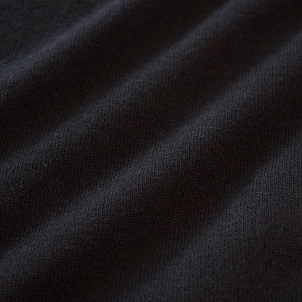非常に細く繊細で、上質なウール(DK NAVY)