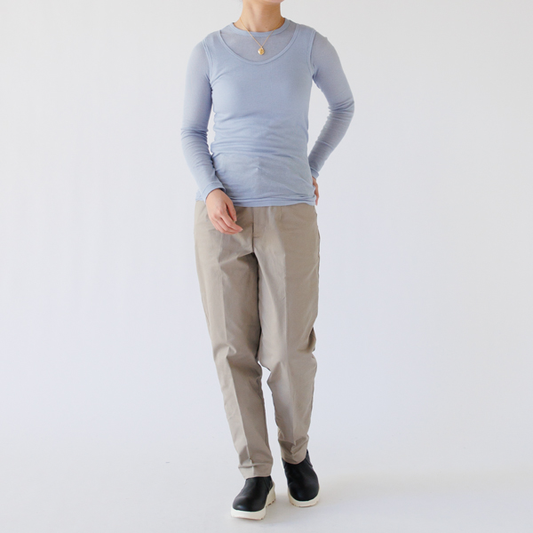 同色のリブクルータンクトップを重ねて(CLOUDY BLUE) 同色のリブクルータンクトップを重ねて(CLOUDY BLUE)