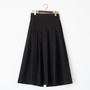 ストレッチツイル ファスナー付きタックフレアスカート