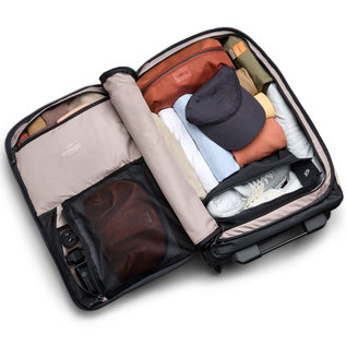Lite｜Carry On キャリーケース／bellroy（ベルロイ）｜愛着を持って
