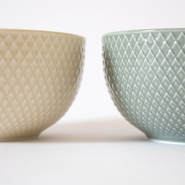 左:Marble、右:Moss 左:Marble、右:Moss