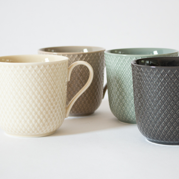 左から、Marble、Clay、Moss、Slate