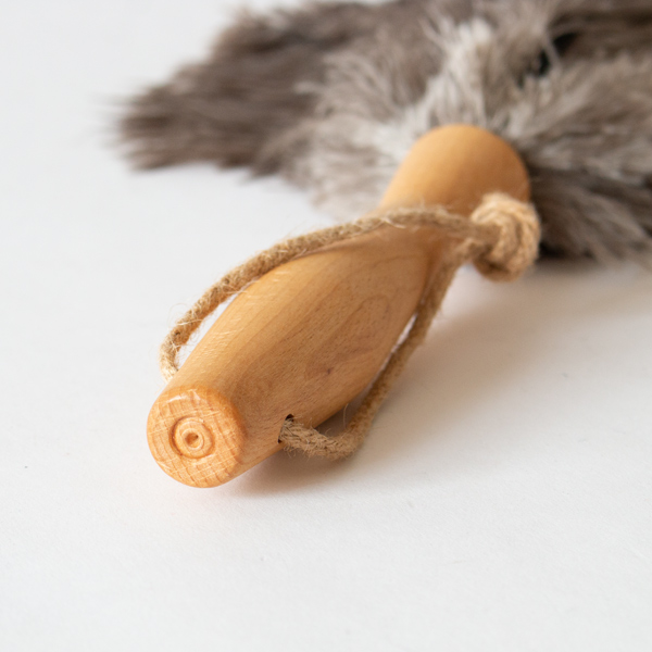 フックに引っ掛けて保管できます フックに引っ掛けて保管できます