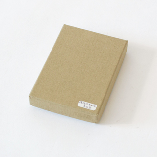 蒔地名刺入れ／輪島キリモト｜愛着を持ってずっと使いたいモノを集めた