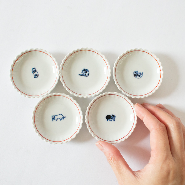 小皿よりももう一回り小さい可愛らしいサイズのお皿