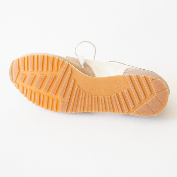 レトロでクラシックな雰囲気のソール