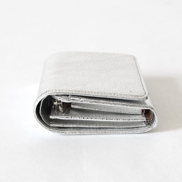 GLITTER Silver シリーズ(ポストマンウォレットS)