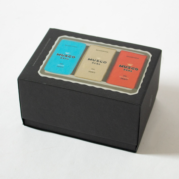 3個セットの箱はソープディッシュ入りで厚みがあります