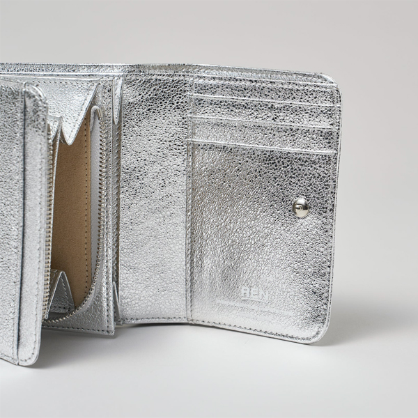 GLITTER Silver シリーズ(ポストマンウォレットS)