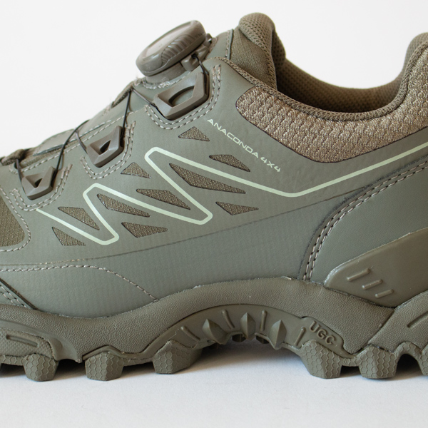 防水透湿のWatershieldで、全天候に対応しています(OLIVE) 防水透湿のWatershieldで、全天候に対応しています(OLIVE)