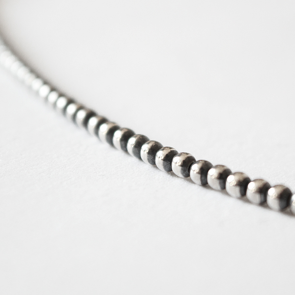 ナバホパールネックレス Oxidized／ERICKA NICOLAS BEGAY（エリッカ