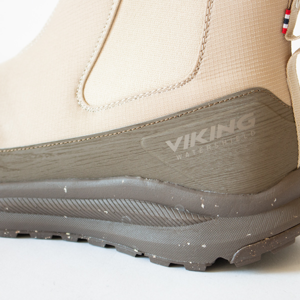 防水透湿のWatershieldにより、全天候に対応しています(CEMENT) 防水透湿のWatershieldにより、全天候に対応しています(CEMENT)