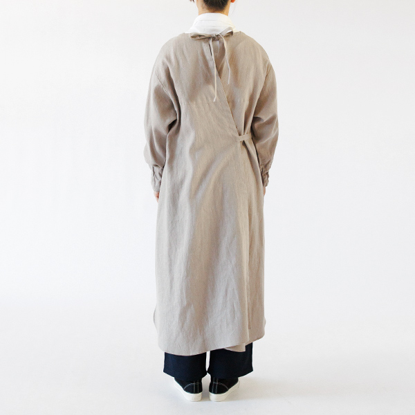 前で結んだ時の後ろ姿(LONG)