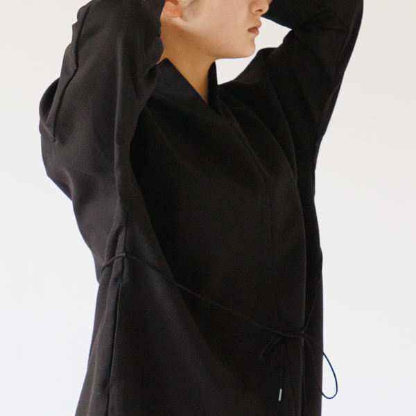 所作まで美しく見えるようにデザインされています。(スミクロ)