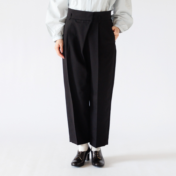 身長163cm(スミクロ/1)