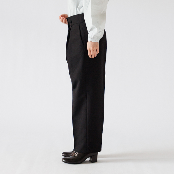 身長163cm(スミクロ/2)