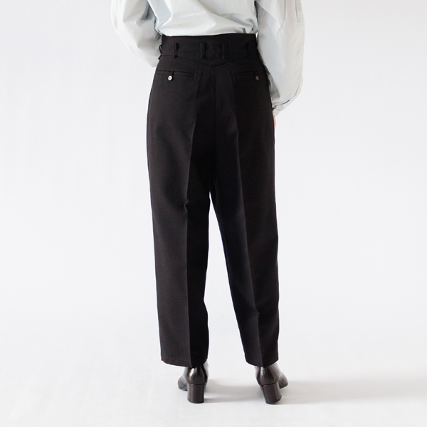 身長163cm(スミクロ/2)