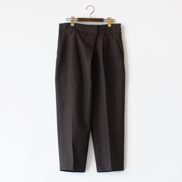 sumi テーパードパンツ(スミグレー)