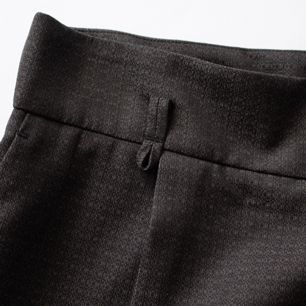 ベルトループつき