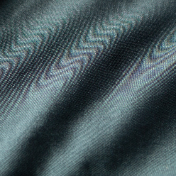 山で育った野蚕（やさん）シルクを用いたコットンシルク(ディープグリーン)