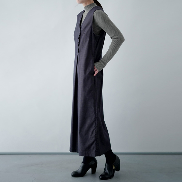 身長162cm(ノースリーブドレス)