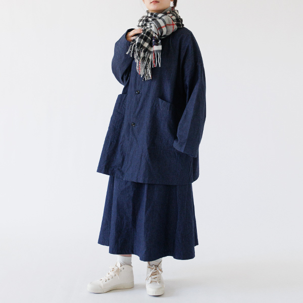 身長：163cm（GREY THOMPSON）