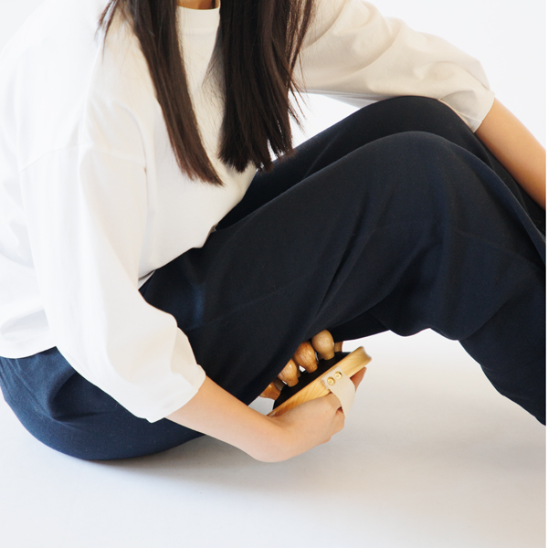 太もも裏もコロコロ