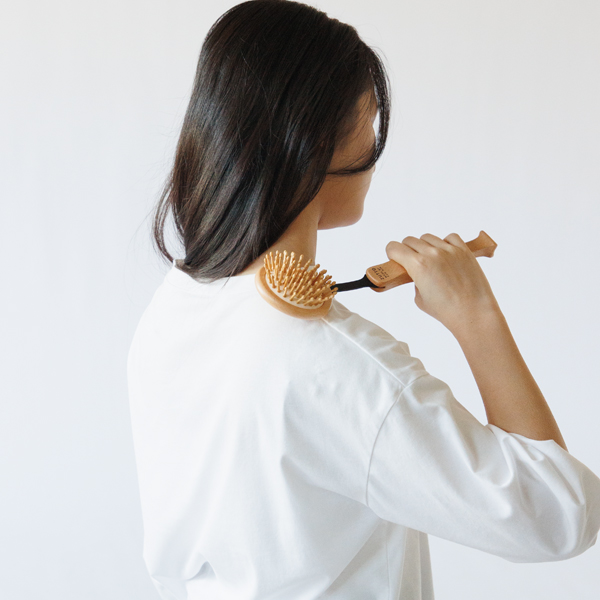 肩をとんとん 肩をとんとん