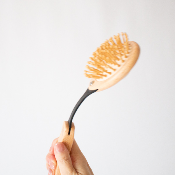 しなりが程よい気持ちよさを生んでいます しなりが程よい気持ちよさを生んでいます