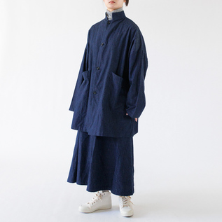同じ生地を使用したジャケットとのセットアップ(身長163cm・INDIGO) 同じ生地を使用したジャケットとのセットアップ(身長163cm・INDIGO)