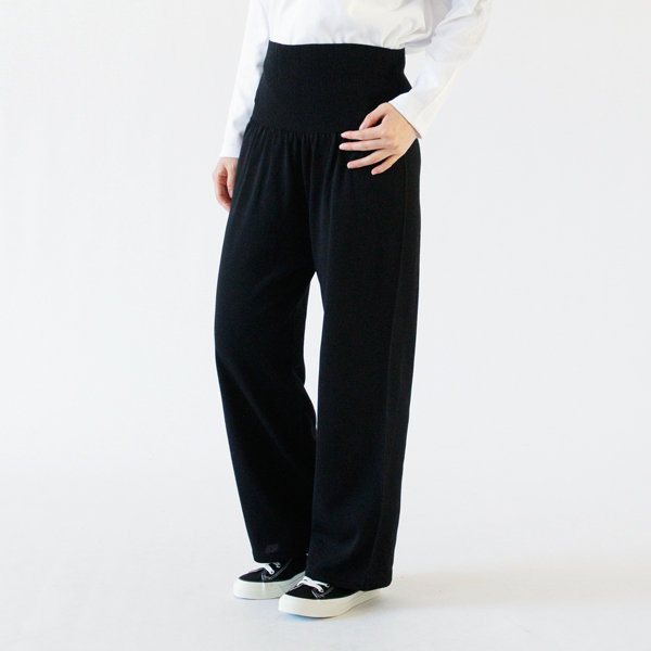 おなかをつつむ のびるニットワイドパンツ(BLACK)着用163cm おなかをつつむ のびるニットワイドパンツ(BLACK)着用163cm
