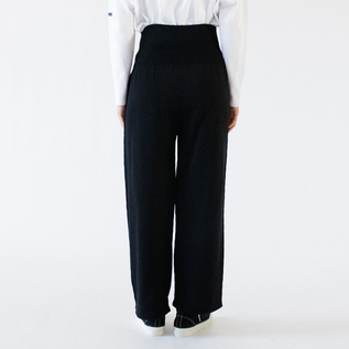 おなかをつつむ のびるニットワイドパンツ(BLACK)着用163cm おなかをつつむ のびるニットワイドパンツ(BLACK)着用163cm