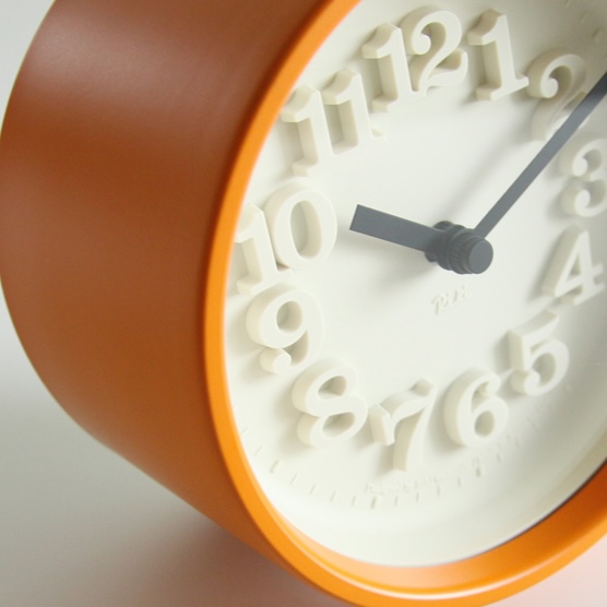 立体文字が美しい影を作り出します(オレンジ) 立体文字が美しい影を作り出します(オレンジ)