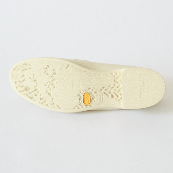 高いグリップ力を誇るヴィブラムソールを使用 高いグリップ力を誇るヴィブラムソールを使用