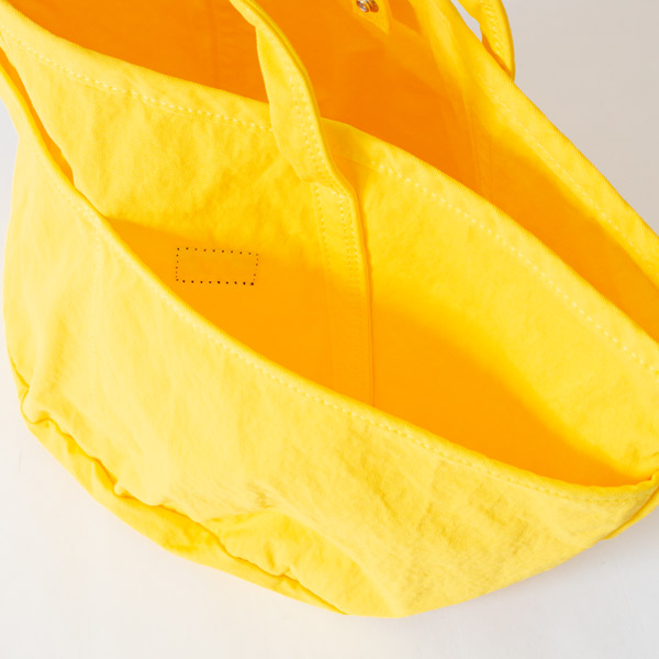 ポケット(YELLOW)