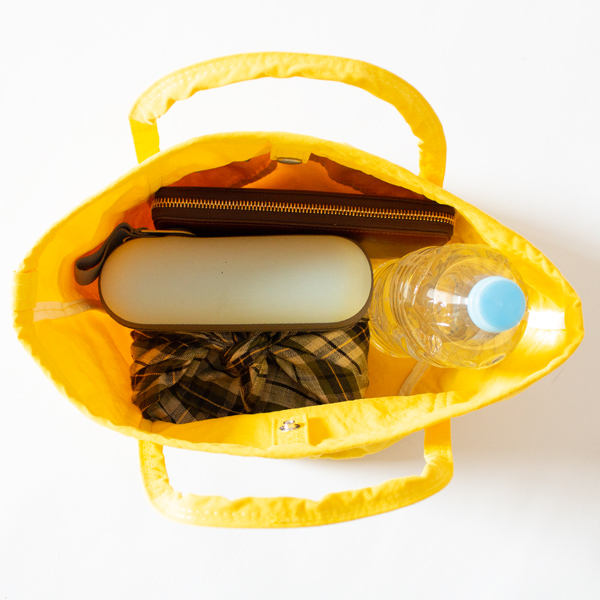 収納したところ(YELLOW) 収納したところ(YELLOW)